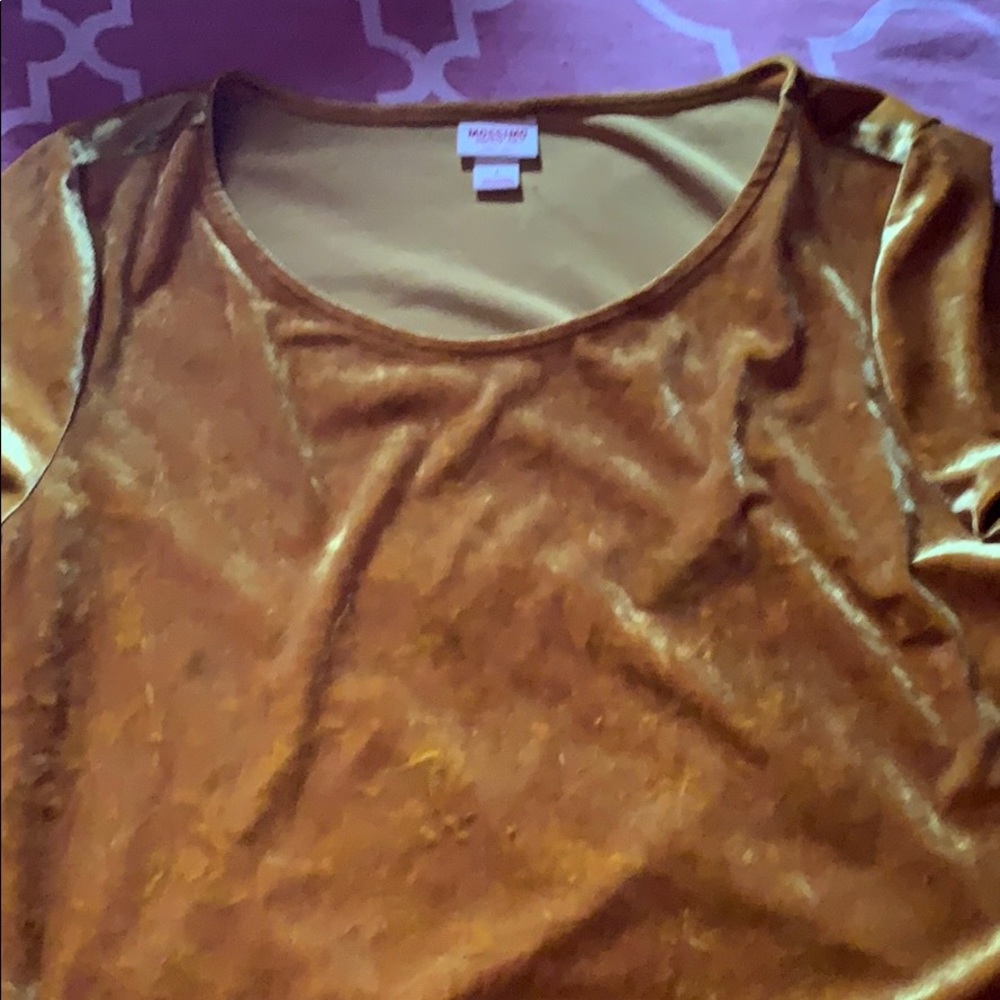 Mossimo supply gold t shirt